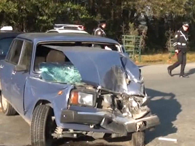 İş üçün Zaqatalaya gedənlər qəzaya düşdülər: 1 ölü, 4 yaralı - VİDEO - FOTOLAR