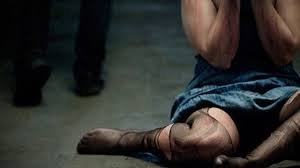 DƏHŞƏT: Həbsdən çıxan kimi bir qızı belə zorladı, digərini isə zorlamağa cəhd etdi -VİDEO