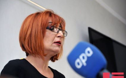 Erməni hüquq müdafiəçisi Xocalı abidəsini ziyarət edəcək