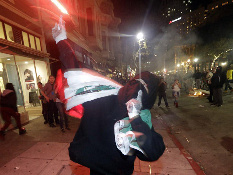 ABŞ çalxalanır: Trampa qarşı etirazlar artır- FOTOLAR