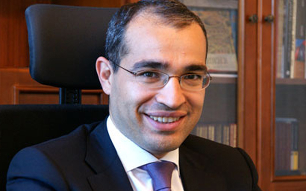 Məktəblərdəki zorlamalar və Mikayıl Cabbarovun təbəssümü