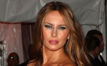 Trampın xanımının çılpaq görüntüləri yayıldı -  FOTOLAR 18+