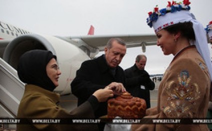 Türkiyə prezidenti Belarusda rəsmi səfərdədir- FOTOLAR