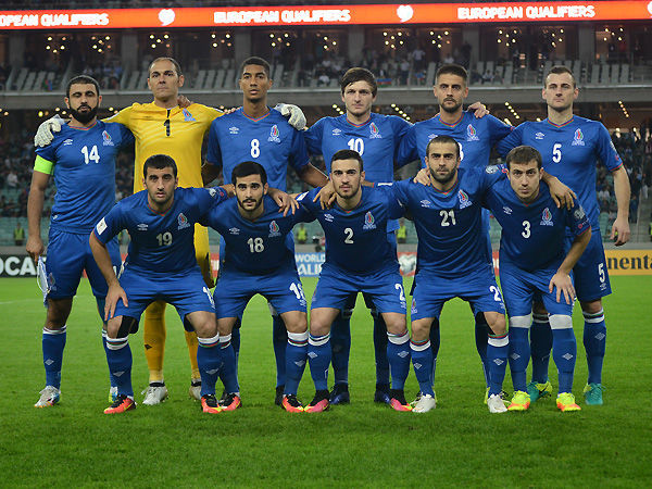 Azərbaycan millisi darmadağın oldu - VİDEO