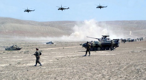 Ordumuz irimiqyaslı təlimlərə başladı