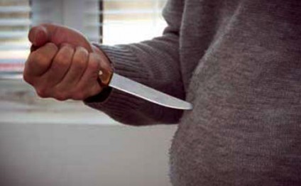 Nişanlısının sözünə görə özünü bıçaqladı - Göygöldə QANLI HADİSƏ