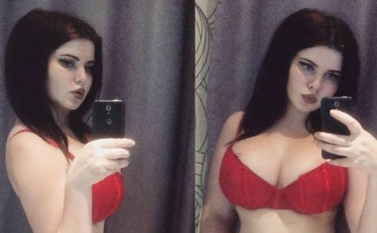 Rusiyalı toppuş gözəl Anna - FOTO