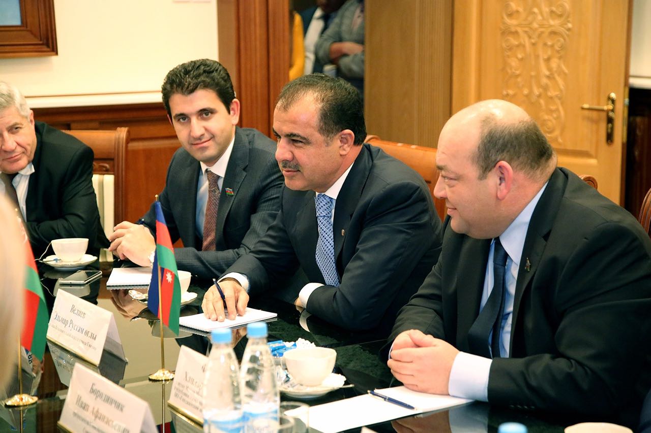 Elmar Vəliyev Belarusda - Video