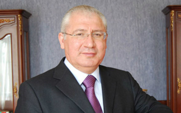 Azərbaycanda nazirə ağır itki üz verdi