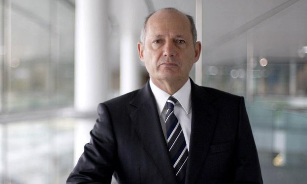 Formula 1-in aparıcı komandasının rəhbəri vəzifəsindən getdi