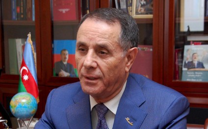 `Təhlükəsizliyə təhdidlər az deyil` - Novruz Məmmədov