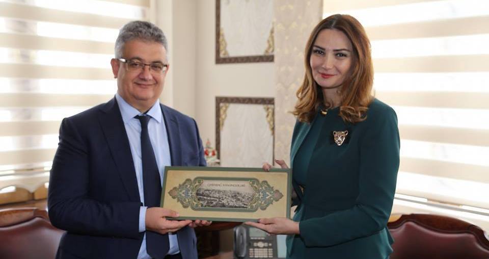 Millət vəkili Aksaray valisi ilə Qarabağ həqiqətlərinin daha geniş yayılmasını müzakirə edib