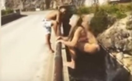 Qızın bu hərəkəti görənləri qorxutdu - video