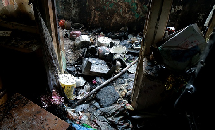 Bakıda köçkünlərin yaşadığı yataqxana yanıb