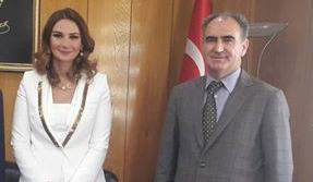 Millət vəkili Kahramanmaraş valisi ilə görüşüb