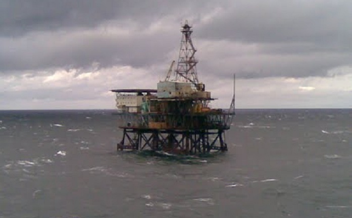 `Günəşli`də kran aşdı - Ölən var