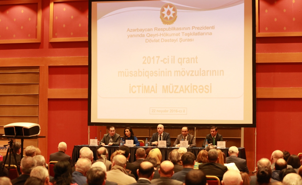 Şura 2017-ci il qrant müsabiqəsinin mövzularının ictimai müzakirəsini keçirib