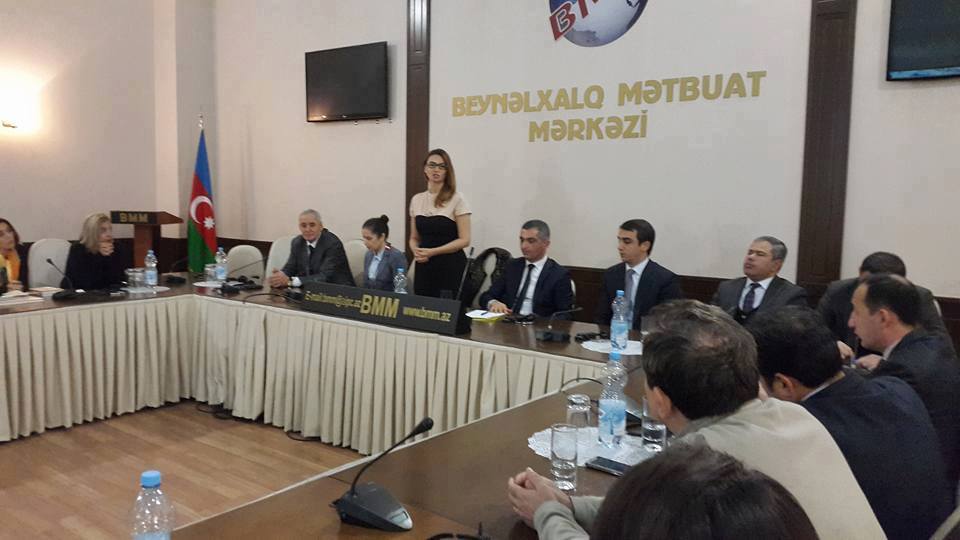 Millət vəkili beynəlxalq forumda xarici ölkələrdən gəlmiş gənc alimlərə çağırış edib