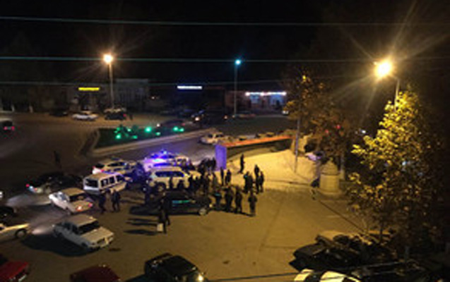 Qazaxda yük maşını aşıb, xəsarət alan var - Video