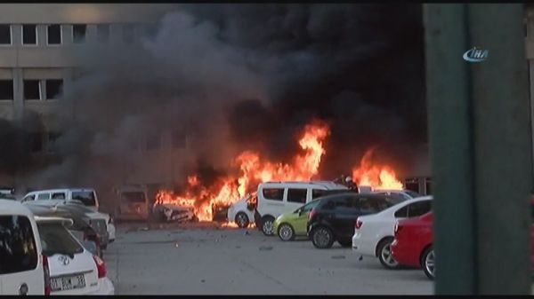 Adanadakı terror hücumu - Anbaan görüntü - VİDEO