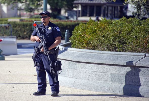 ABŞ-da naməlum şəxslər Şükran gününü qana boyadılar