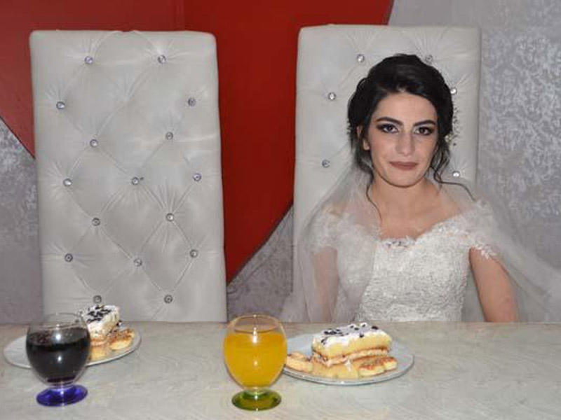 BƏYSİZ TOY- İcazə ala bilmədiyi üçün öz toyunda iştirak edə bilmədi- FOTOLAR