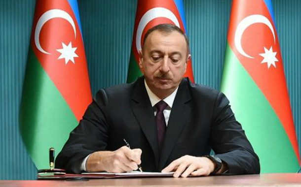 İlham Əliyev iki ölkənin prezidentini təbrik etdi