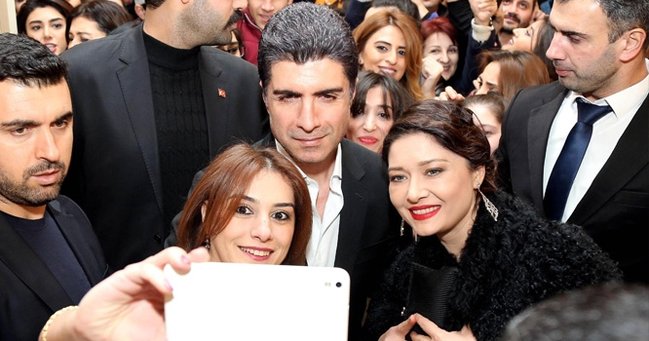 Azərbaycanlı qız ağlayaraq yalvardı: 