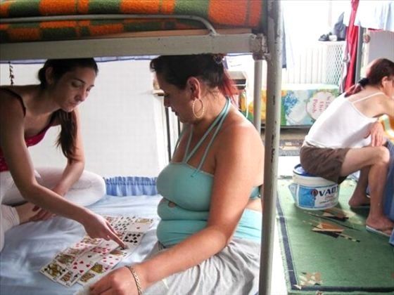 Rumıniya həbsxanasındakı qadınların FOTOLARI