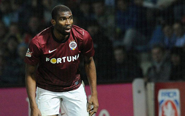 Türkiyəli futbolçunun əkiz uşaqları qəzada öldü