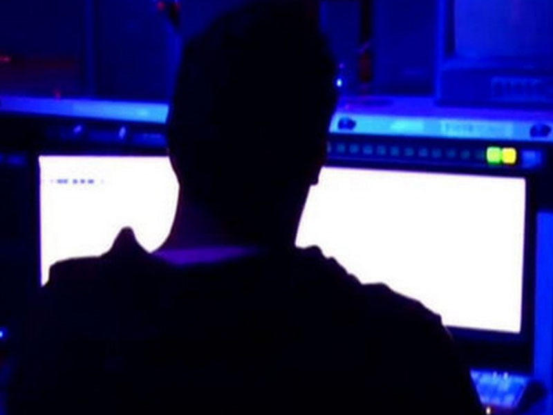 900.000 alman istifadəçi internetsiz qaldı