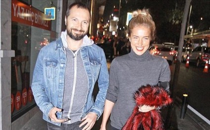 Burcu Esmersoy sevgilisi ilə barışdı