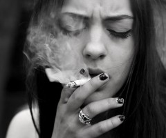 Bakı əhalisi gün ərzində neçə siqaret çəkir?