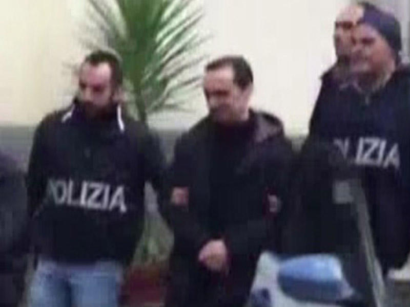 Məşhur mafioz tutuldu: üstündən çıxanlar polisi ŞOK ETDİ