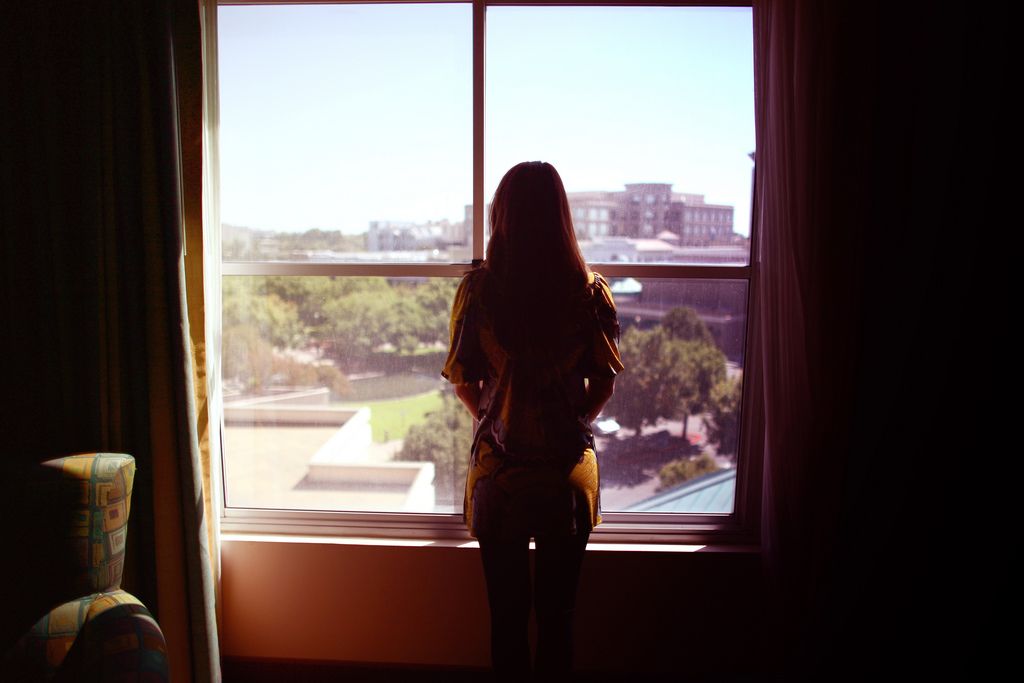 Fahişə sifariş verdi, xalası qızını gətirdilər - Kafedə ŞOK OLAY