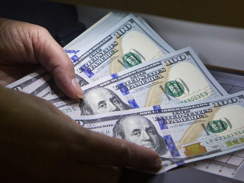 Dolların məzənnəsi azalmağa başlayıb - Türkiyədə