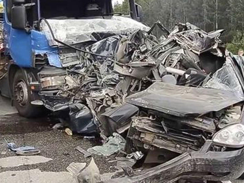 Rusiyada baş verən qəzada 11 uşaq öldü - VİDEO