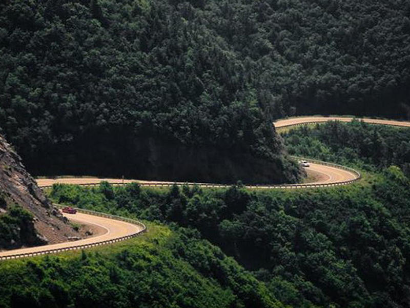 Xəzərin sahilində dünyanın ən gözəl yolu - FOTO