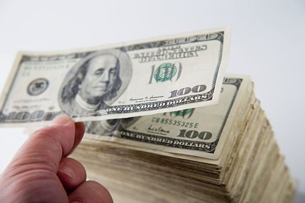 Dollar və avronun alış-satış qiymətləri – CƏDVƏL