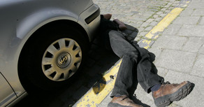 Şirvanda avtomobillərin yuyulması məntəqəsində işləyən şəxsi avtomobil vuraraq öldürüb