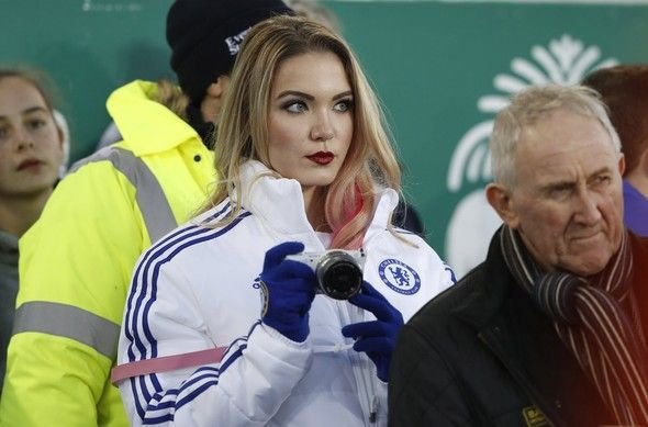 Dünya bu qızdan danışır - O, kimdir? - VİDEO