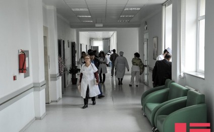 Yol qəzasında yaralanan şəxs öldü