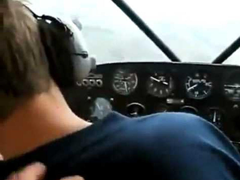 Pilotun axmaq zarafatı - Dostu o dünyanı gördü, gəldi - VİDEO