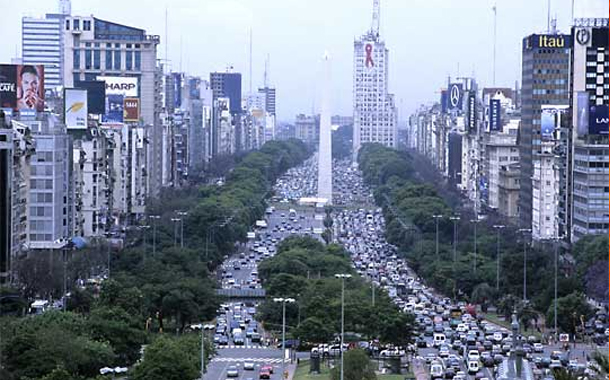 Argentinadan yeni qərar — küçədə qadınlara söz atmaq cinayətdir