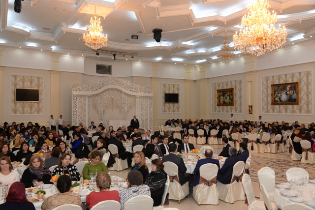 Nəsimi rayonunda Ulu Öndərin əziz xatirəsinə həsr edilmiş silsilə tədbirlər davam edir - FOTOLAR