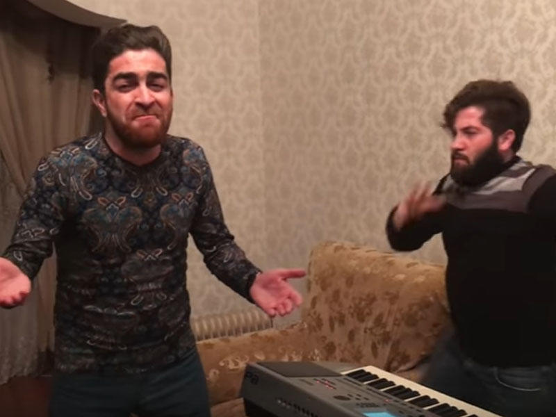 Bakı avtobuslarına mahnı - 