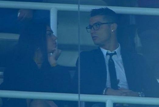 Ronaldo yeni sevgilisi ilə ilk dəfə “Real”ın oyununda – FOTOLAR
