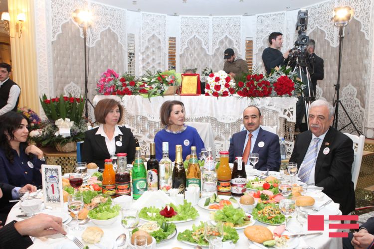 “Kaspi” qəzetinin yaranmasının 135 illiyi münasibəti ilə yubiley tədbiri keçirilib - FOTOLAR