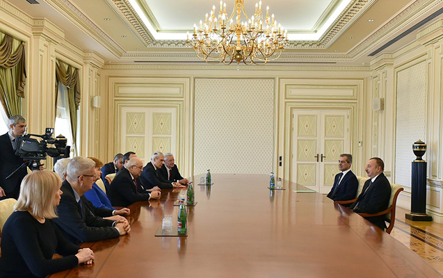 `Heydər Əliyev Azərbaycanın müstəqilliyi uğrunda çalışıb` - Prezident