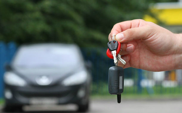 Bakıda avtomobillər ucuz qiymətə hərraca çıxarılacaq — SİYAHI